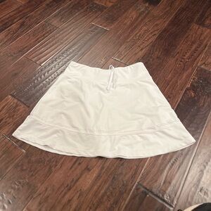 Chic White Tennis Mini Skirt